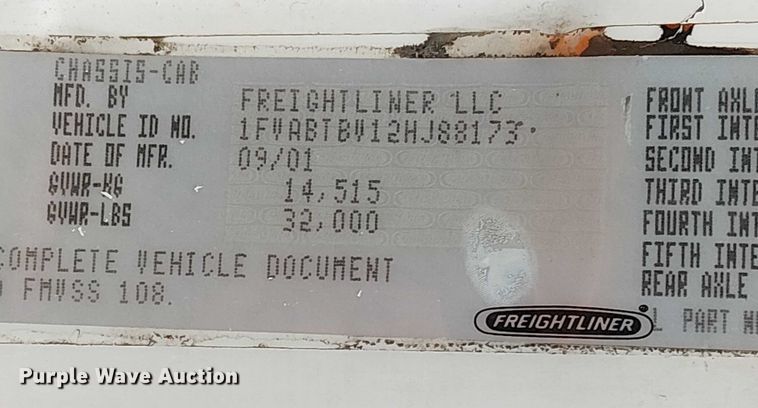 image for item EG8250 2002 Freightliner FL70 box truck