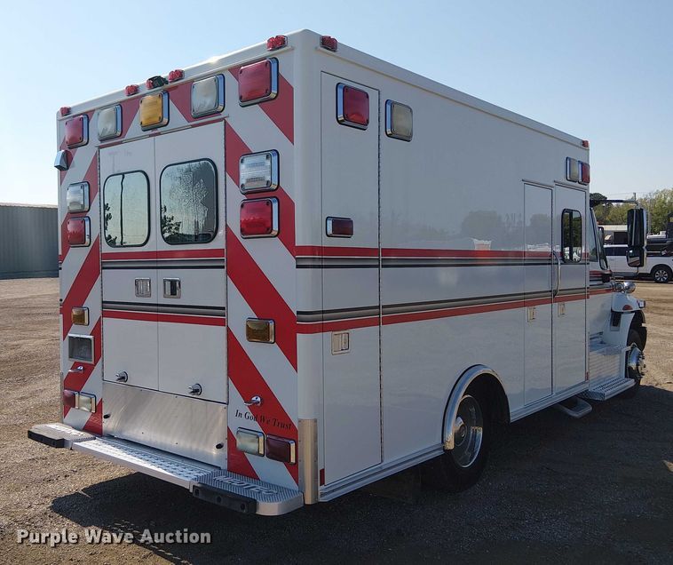 image for item EG8257 2008 International 4300 ambulance