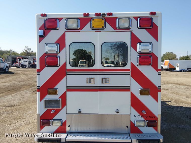 image for item EG8257 2008 International 4300 ambulance
