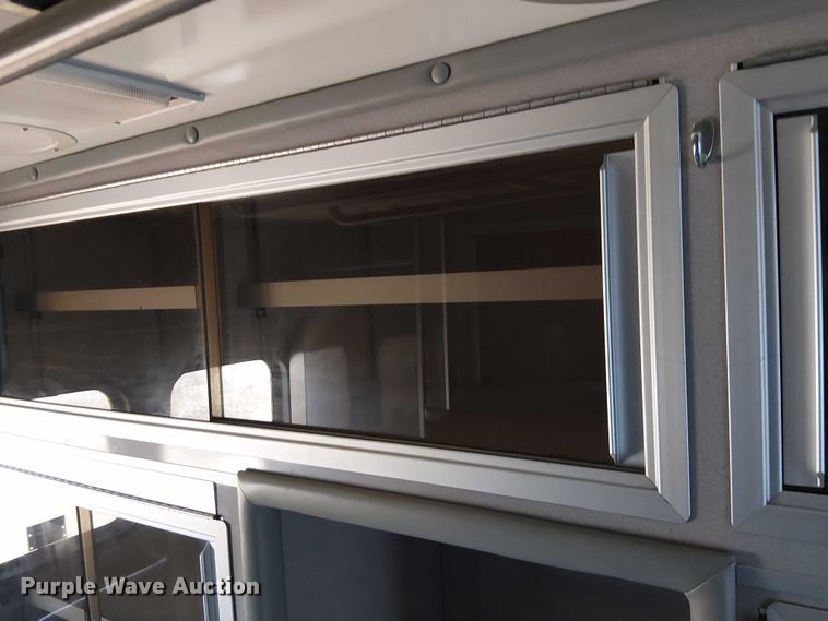 image for item EG8257 2008 International 4300 ambulance