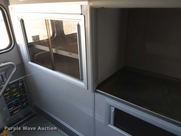 image for item EG8257 2008 International 4300 ambulance