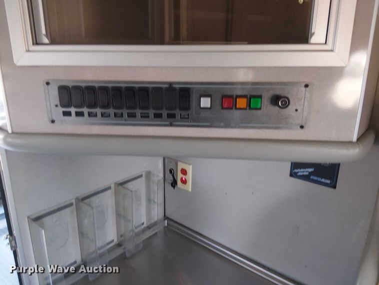 image for item EG8257 2008 International 4300 ambulance