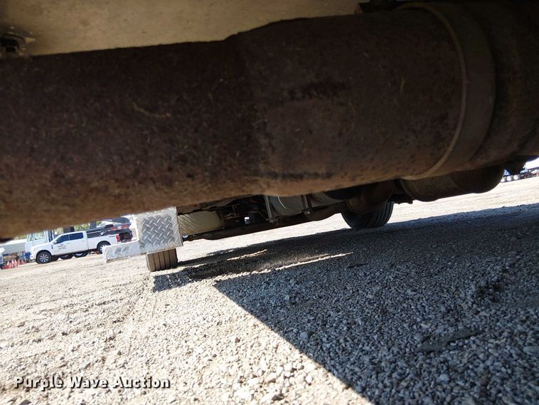 image for item EG8257 2008 International 4300 ambulance