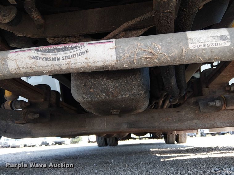 image for item EG8257 2008 International 4300 ambulance