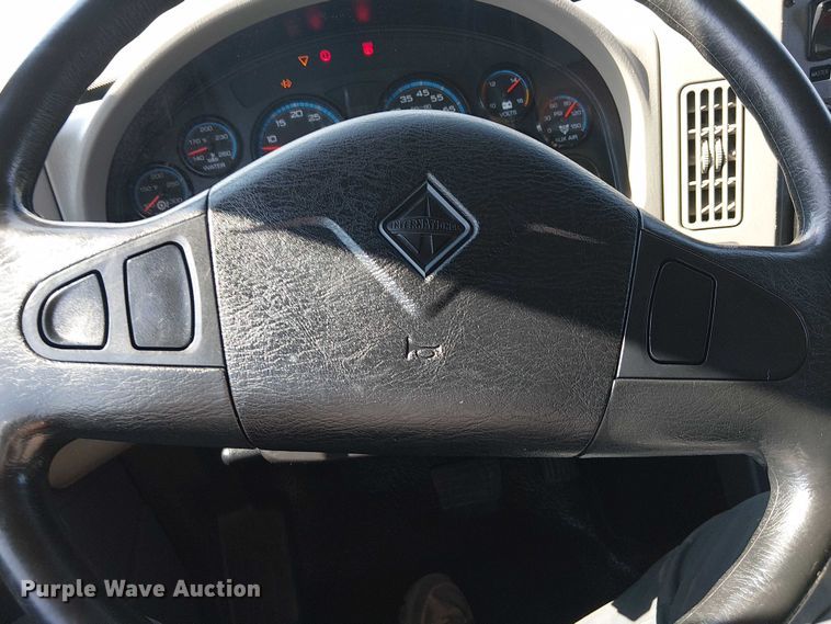 image for item EG8257 2008 International 4300 ambulance