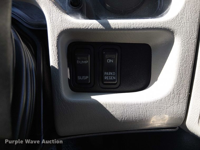 image for item EG8257 2008 International 4300 ambulance