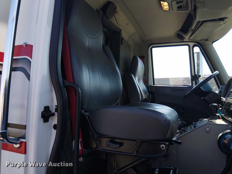 image for item EG8257 2008 International 4300 ambulance