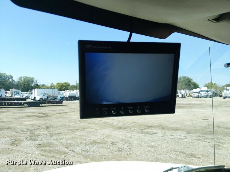 image for item EG8257 2008 International 4300 ambulance