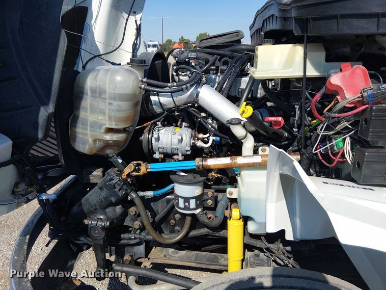 image for item EG8257 2008 International 4300 ambulance