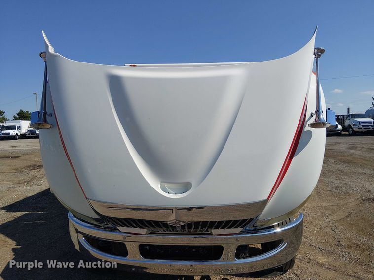 image for item EG8257 2008 International 4300 ambulance