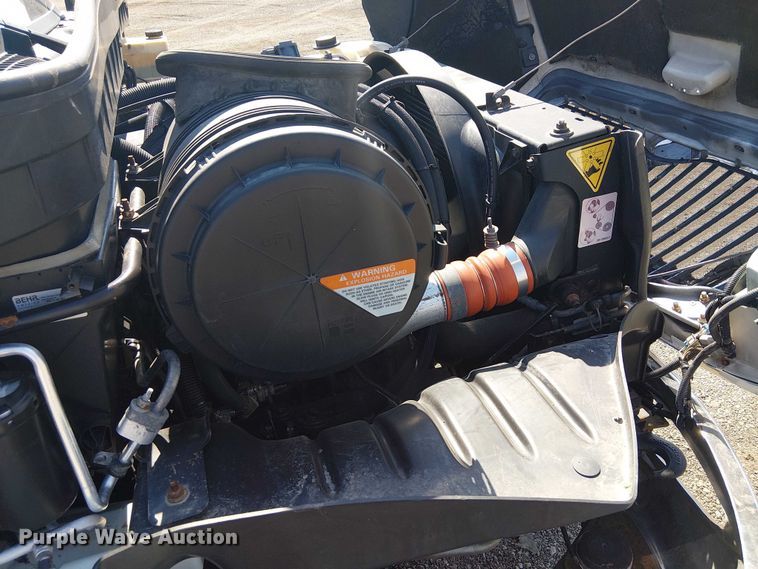 image for item EG8257 2008 International 4300 ambulance