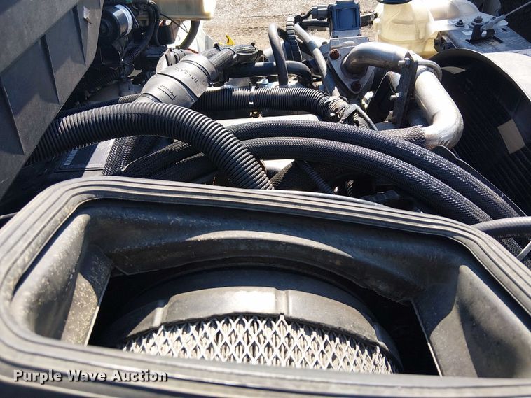 image for item EG8257 2008 International 4300 ambulance