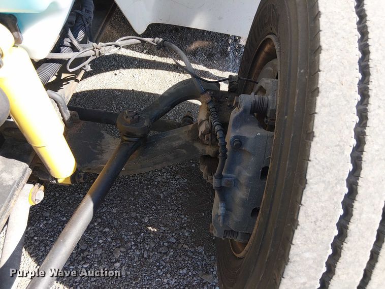 image for item EG8257 2008 International 4300 ambulance