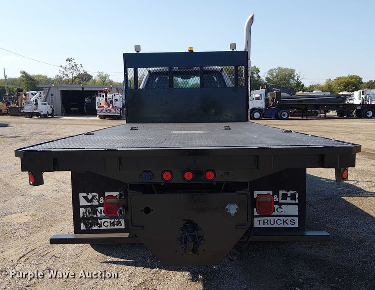 image for item EG8258 2011 Ford F750 Super Duty XL flatbed truck