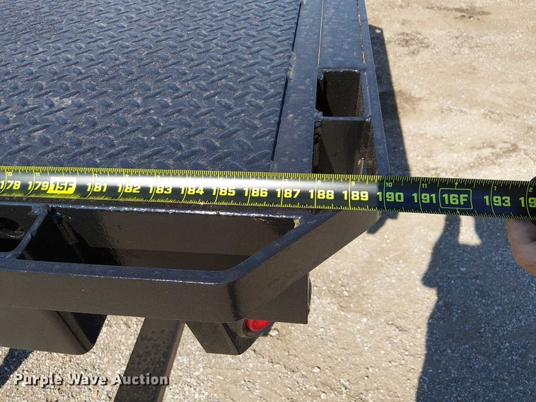 image for item EG8258 2011 Ford F750 Super Duty XL flatbed truck