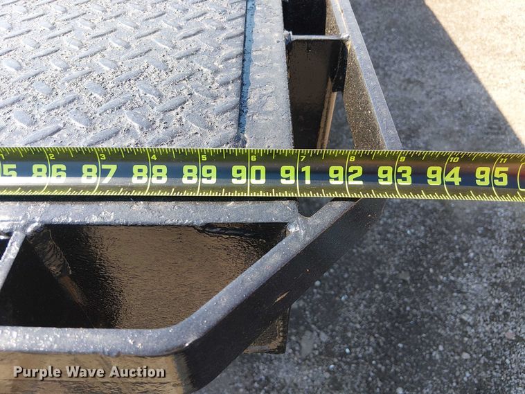 image for item EG8258 2011 Ford F750 Super Duty XL flatbed truck