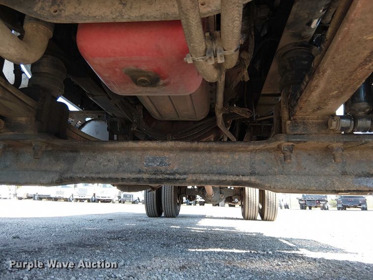 image for item EG8258 2011 Ford F750 Super Duty XL flatbed truck