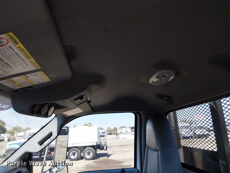 image for item EG8258 2011 Ford F750 Super Duty XL flatbed truck