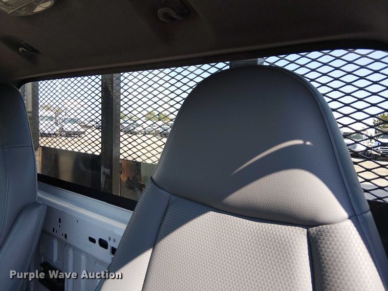 image for item EG8258 2011 Ford F750 Super Duty XL flatbed truck