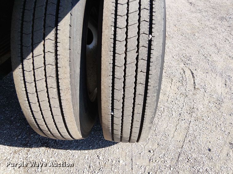 image for item EG8258 2011 Ford F750 Super Duty XL flatbed truck