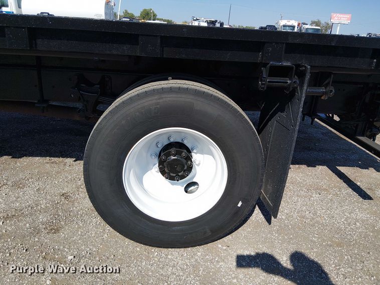 image for item EG8258 2011 Ford F750 Super Duty XL flatbed truck