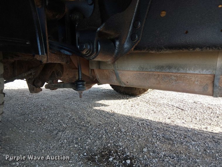 image for item EG8262 2018 Ford E450 Super Duty delivery truck