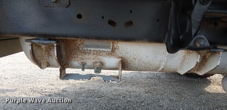 image for item EG8262 2018 Ford E450 Super Duty delivery truck