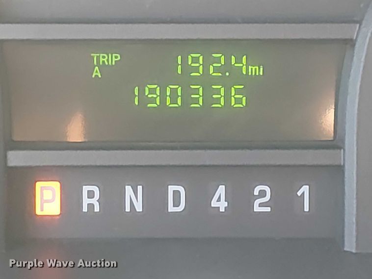 image for item EG8262 2018 Ford E450 Super Duty delivery truck