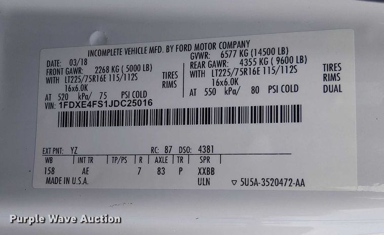 image for item EG8262 2018 Ford E450 Super Duty delivery truck