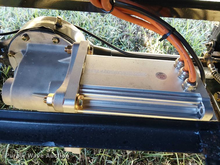 image for item EG8263 2025 SDLANCH golf cart