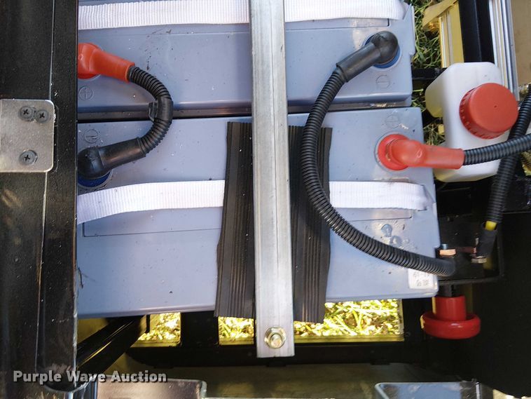 image for item EG8263 2025 SDLANCH golf cart