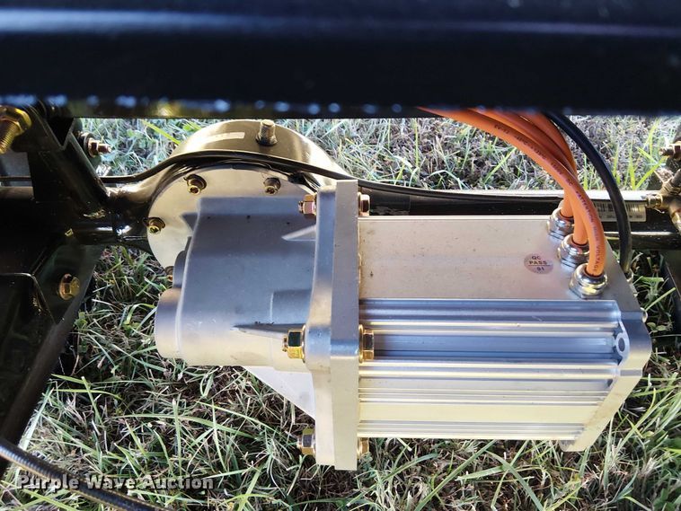 image for item EG8265 2025 SDLANCH SDLGC80 golf cart