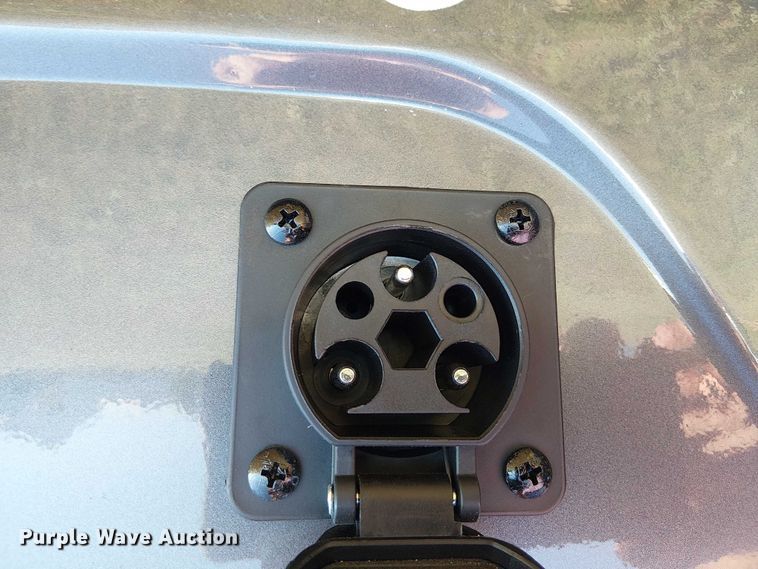 image for item EG8265 2025 SDLANCH SDLGC80 golf cart