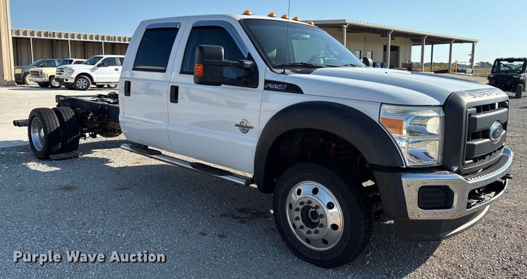 image for item EH4068 2011 Ford F550 Super Duty Crew Cab truck cab and chassis