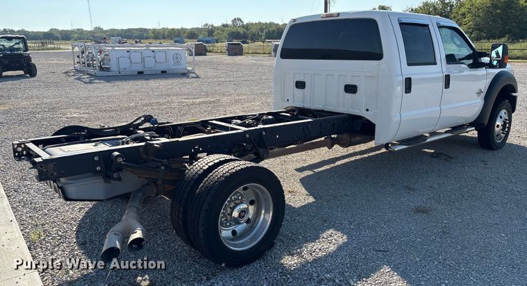 image for item EH4068 2011 Ford F550 Super Duty Crew Cab truck cab and chassis