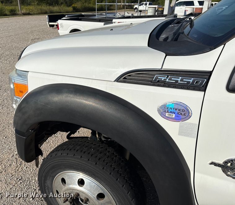 image for item EH4068 2011 Ford F550 Super Duty Crew Cab truck cab and chassis