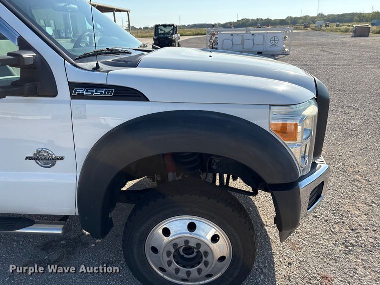 image for item EH4068 2011 Ford F550 Super Duty Crew Cab truck cab and chassis