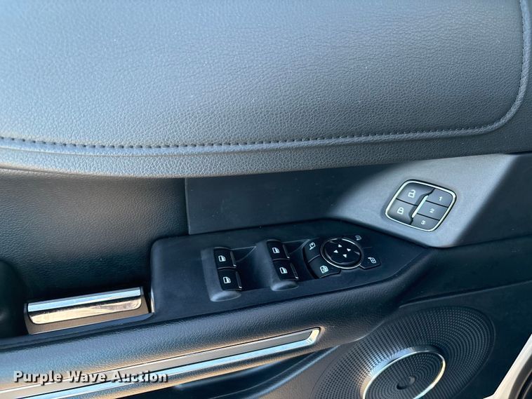 image for item EH4069 2019 Ford Expedition SUV