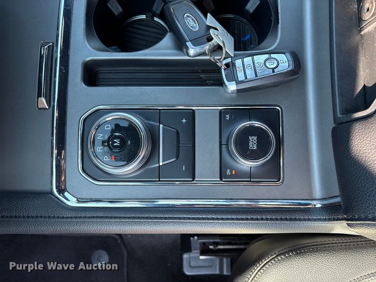 image for item EH4069 2019 Ford Expedition SUV