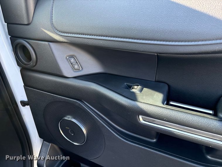 image for item EH4069 2019 Ford Expedition SUV