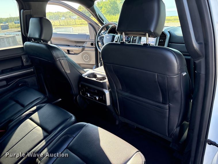 image for item EH4069 2019 Ford Expedition SUV