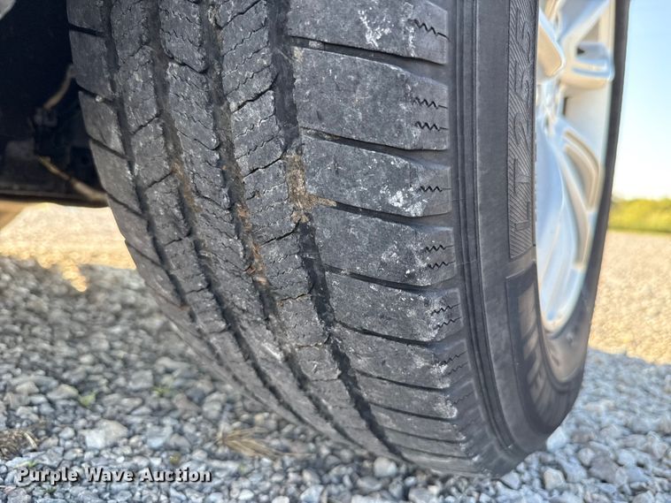 image for item EH4071 2020 Ford Explorer SUV