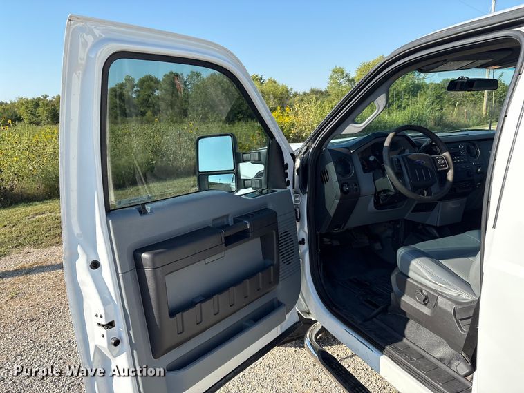 image for item EH4078 2015 Ford F250 Super Duty XL Crew Cab pickup truck