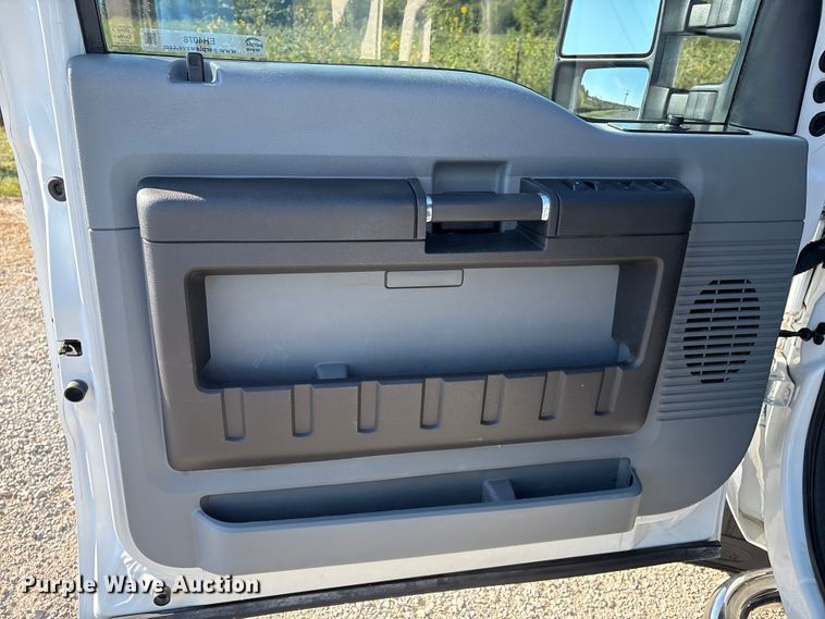 image for item EH4078 2015 Ford F250 Super Duty XL Crew Cab pickup truck