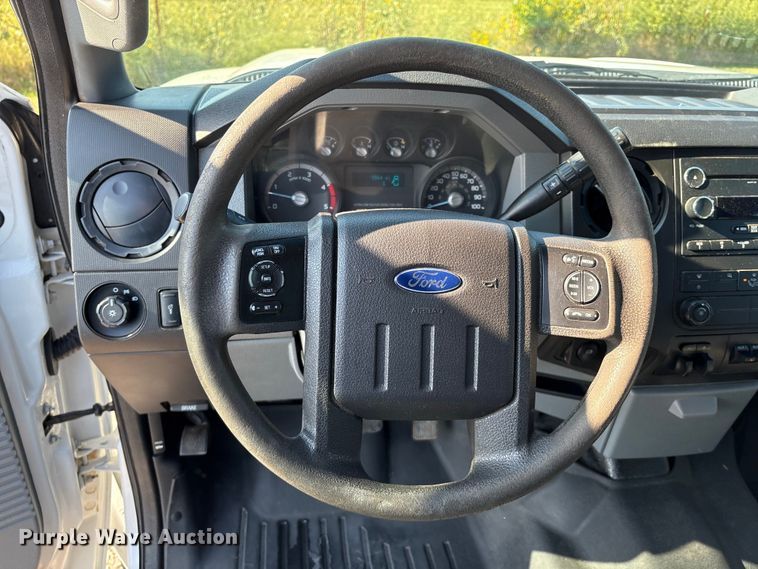 image for item EH4078 2015 Ford F250 Super Duty XL Crew Cab pickup truck