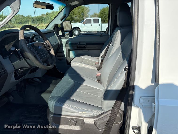 image for item EH4078 2015 Ford F250 Super Duty XL Crew Cab pickup truck