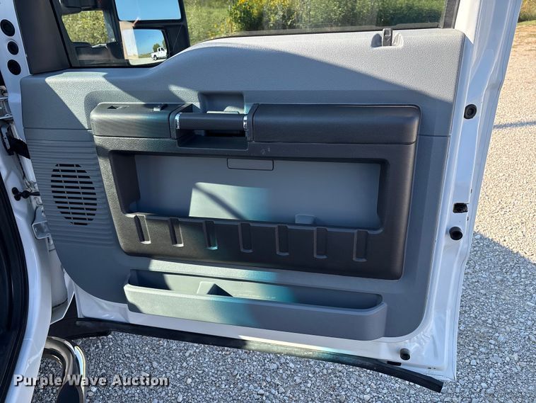 image for item EH4078 2015 Ford F250 Super Duty XL Crew Cab pickup truck