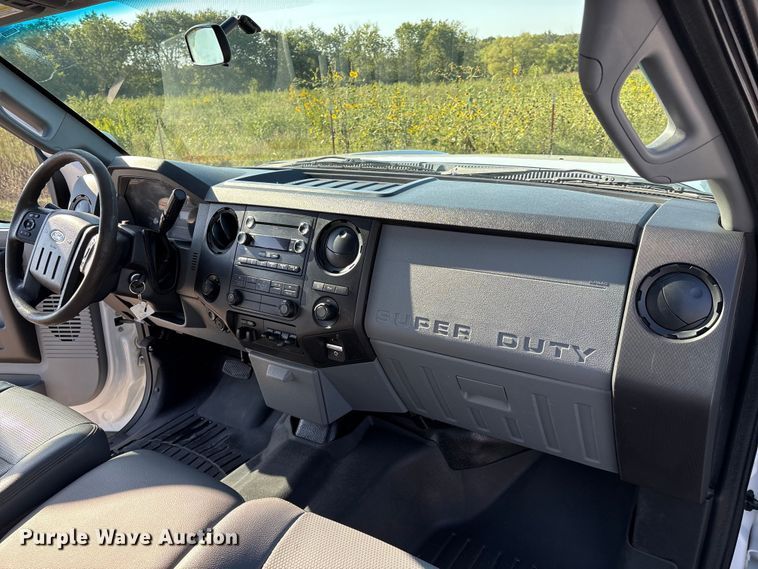 image for item EH4078 2015 Ford F250 Super Duty XL Crew Cab pickup truck