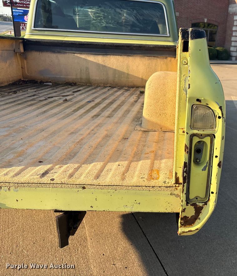 image for item EH7526 1971 Chevrolet C10 pickup truck