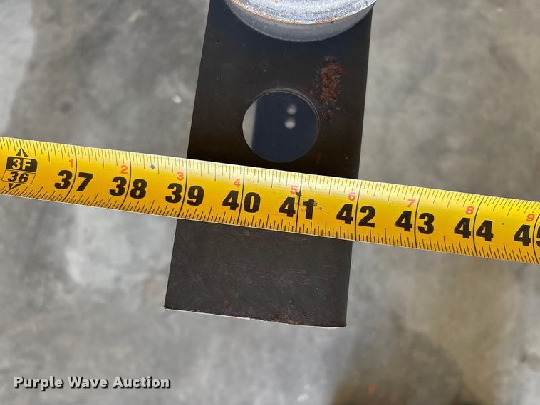 image for item EJ7679 2018 Ford E450 Super Duty van cab and chassis